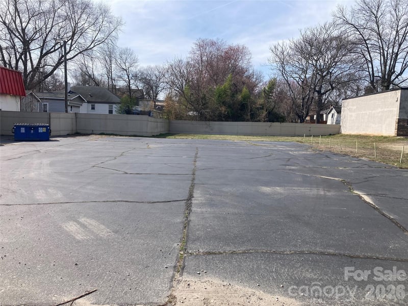 1201 Cannon Blvd, Kannapolis, NC 28083