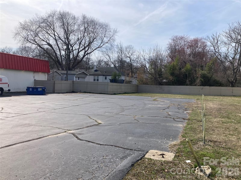 1201 Cannon Blvd, Kannapolis, NC 28083