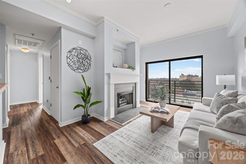 715 Church St #701, Charlotte, NC 28202
