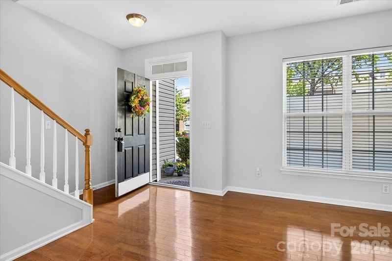 2009 Cambridge Beltway Dr, Charlotte, NC 28273
