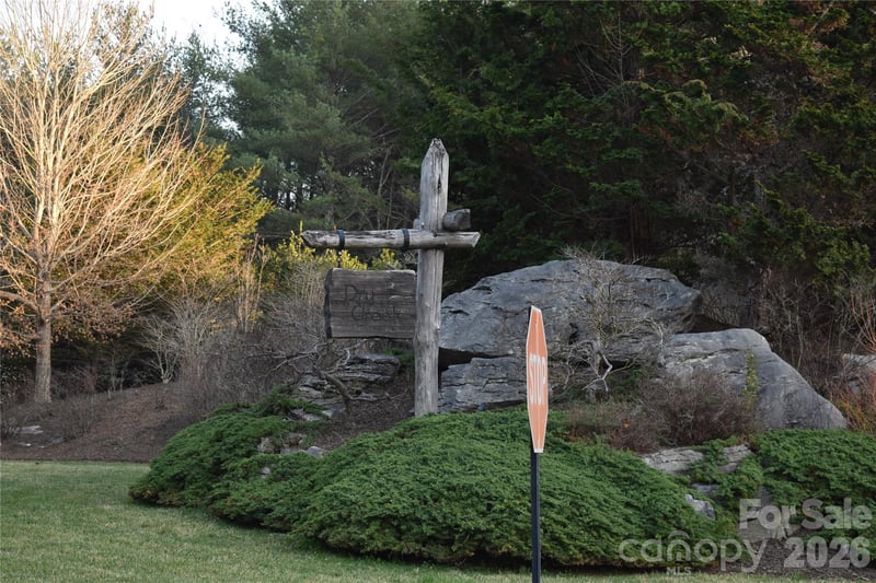 1388 Old Dry Creek Rd, Morganton, NC 28655
