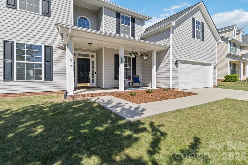 2141 Bluebonnet Ln, Matthews, NC 28104