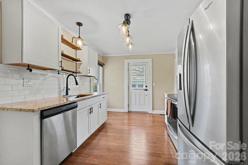 224 Catawba Ave, Mooresville, NC 28115