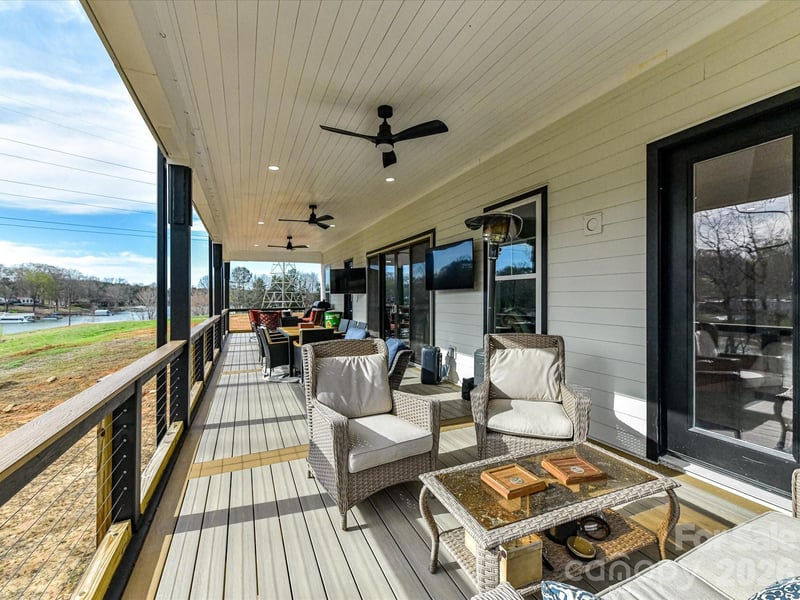 4987 Wildlife Ln, Sherrills Ford, NC 28673