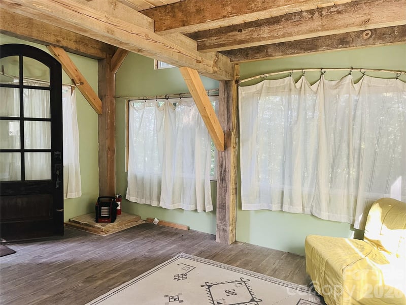 191 Bens Bend, Bakersville, NC 28705