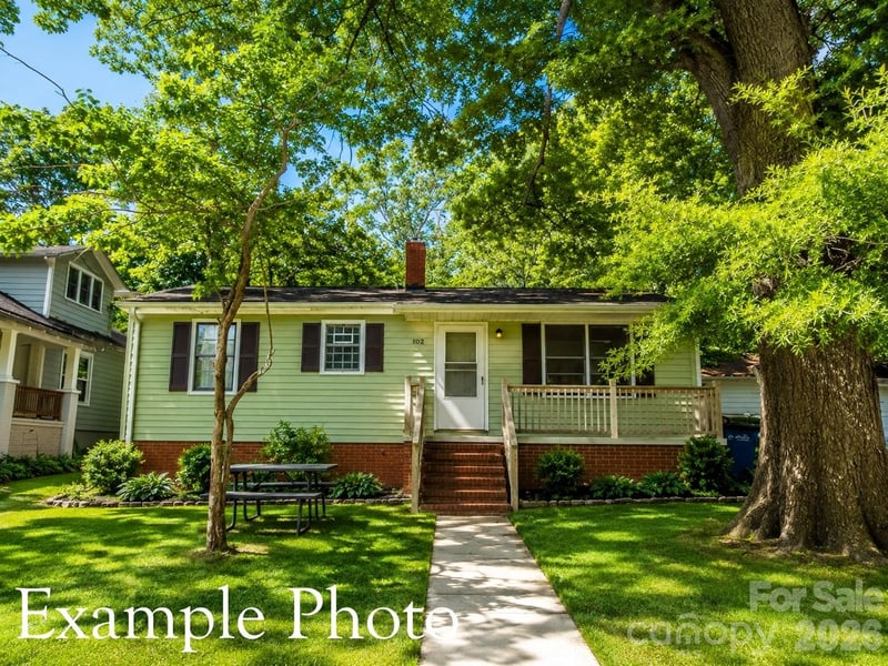 526 Hickory Ave, Statesville, NC 28677