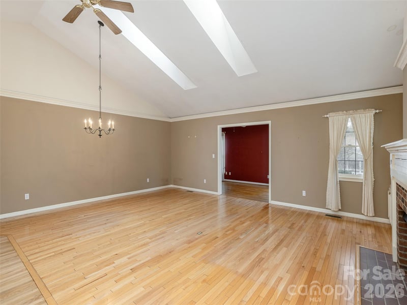 1109 Citation Cir, Hendersonville, NC 28739