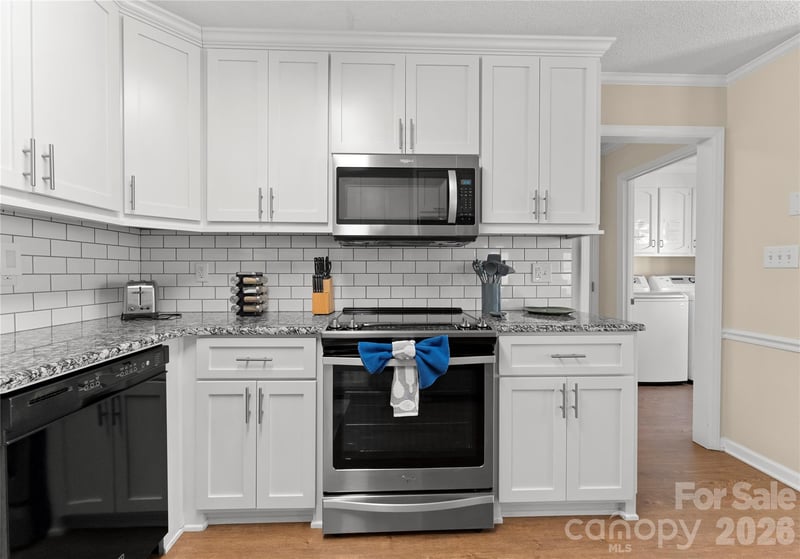 39 Bowen Dr, Belmont, NC 28012
