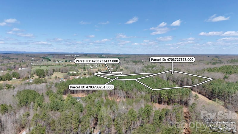 000 Suzanne Ln, Statesville, NC 28677