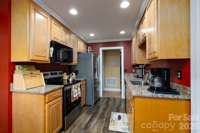 24376 Endy Rd, Albemarle, NC 28001