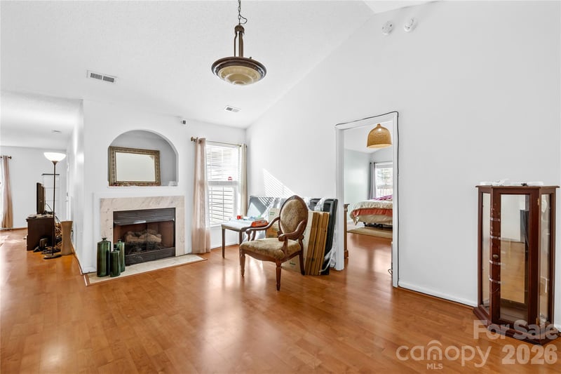 3720 Maggie Laney Dr, Charlotte, NC 28216