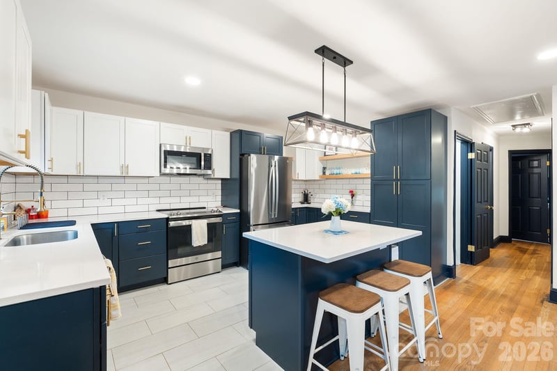 817 Brent St, Winston Salem, NC 27103