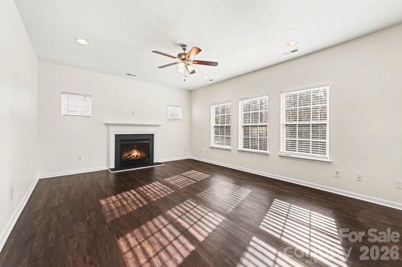 10525 Dominion Village Dr, Charlotte, NC 28269