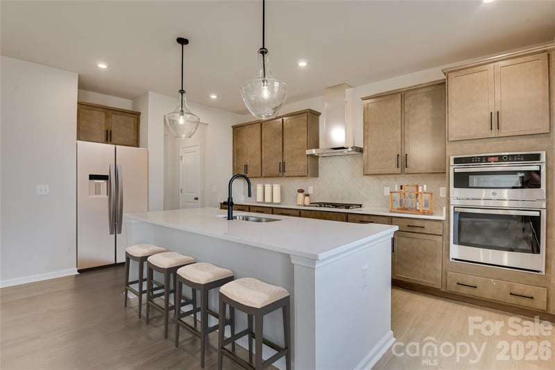 4212 Vista Pine Dr, Charlotte, NC 28215