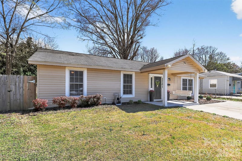 1318 Mcdow Dr, Rock Hill, SC 29732