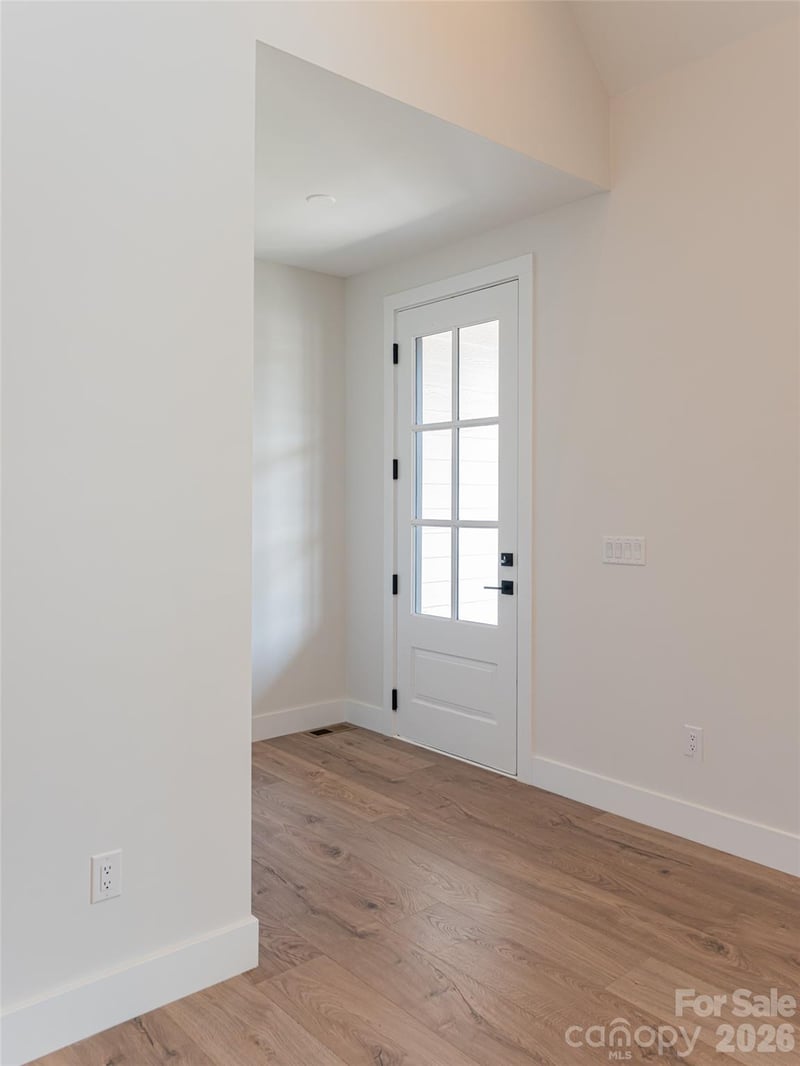 1031 Hillside Ridge Rd, Candler, NC 28715