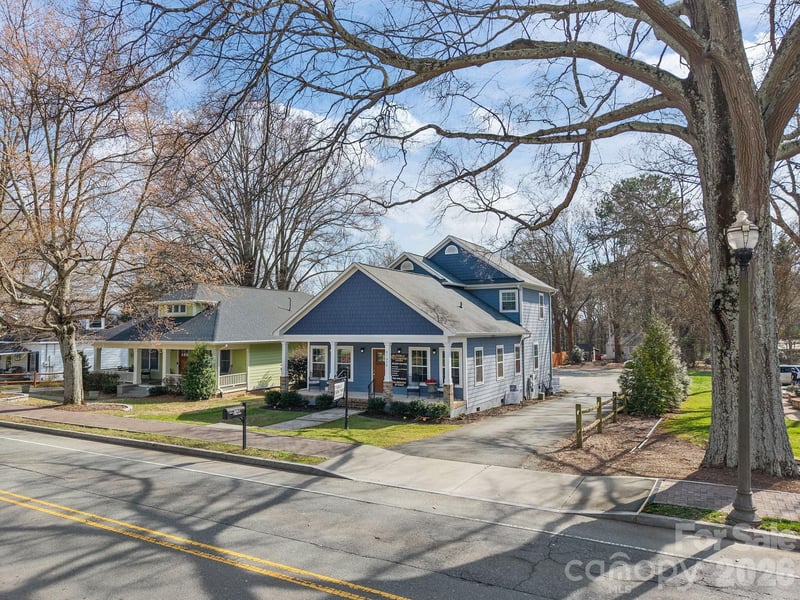 21030 Catawba Ave, Cornelius, NC 28031