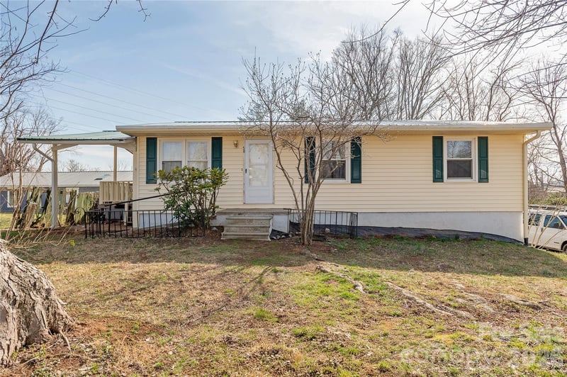 56 Fairview Ave, Hendersonville, NC 28792