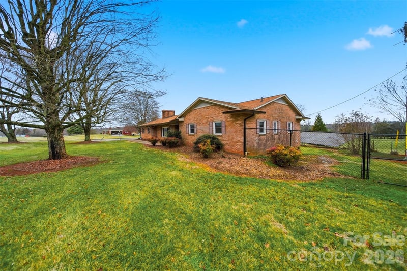 776 Smith Farm Rd, Stony Point, NC 28678