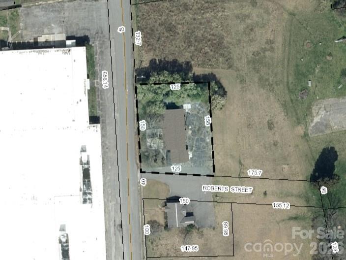 318 Laurel Ave, Grover, NC 28073