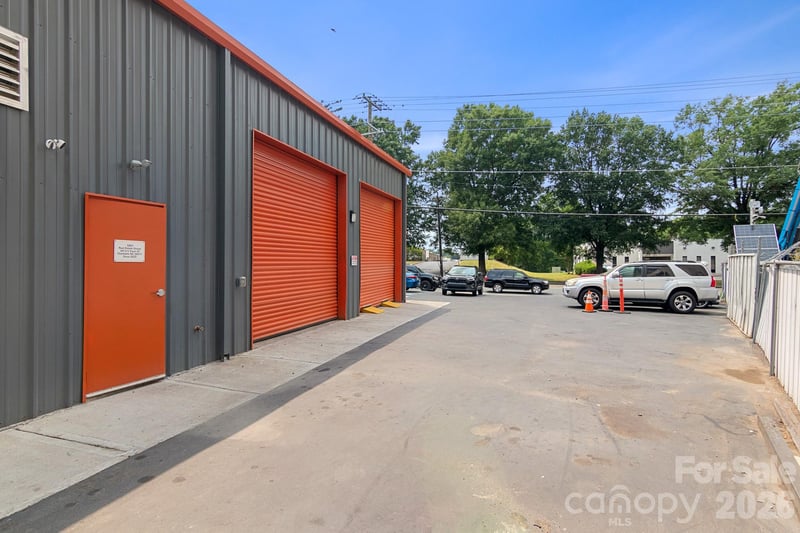 3413 Tryon St, Charlotte, NC 28217