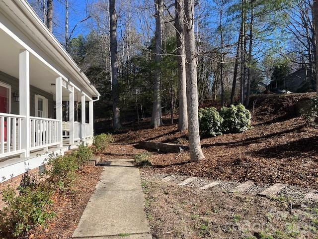 1503 Indian Hills Dr, Lenoir, NC 28645