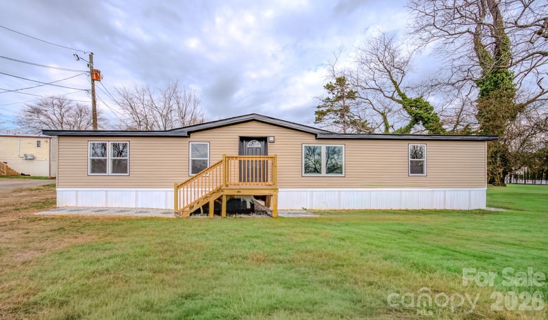 8 Teal Ln, Candler, NC 28715