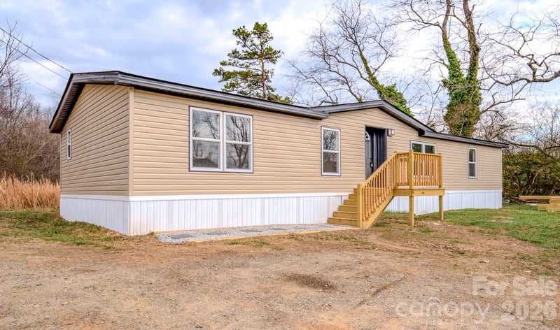 8 Teal Ln, Candler, NC 28715