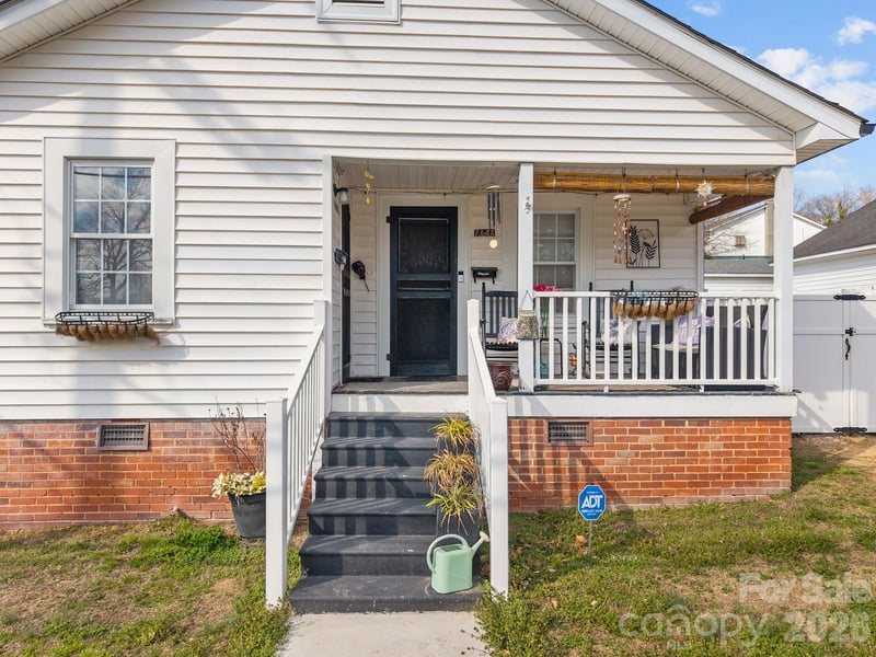 714 Pine St, Kannapolis, NC 28081