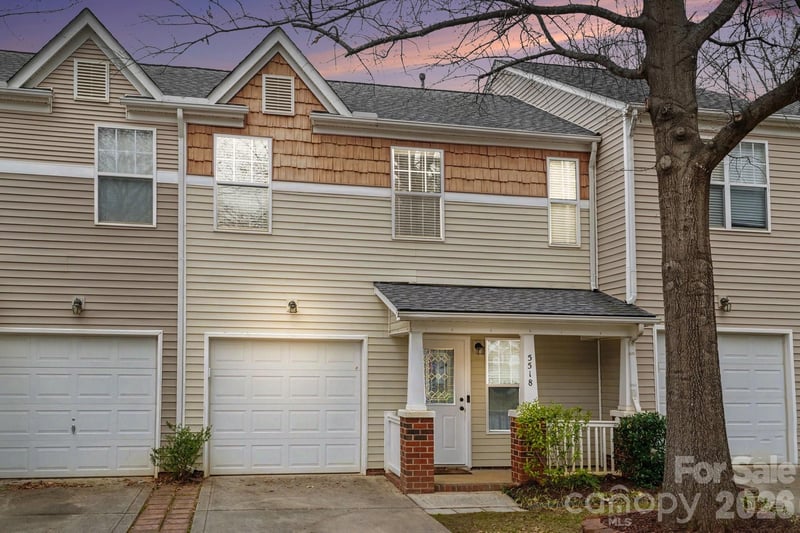 5518 Santeelah Ct, Charlotte, NC 28217