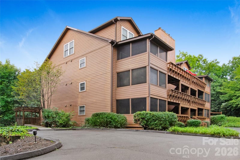 157 Toxaway Views Dr #802, Lake Toxaway, NC 28747