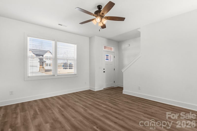 109 Indian Wells Ct, Harmony, NC 28634