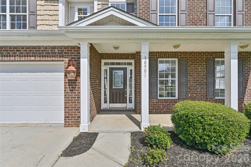 10901 Trout Creek Pl, Davidson, NC 28036