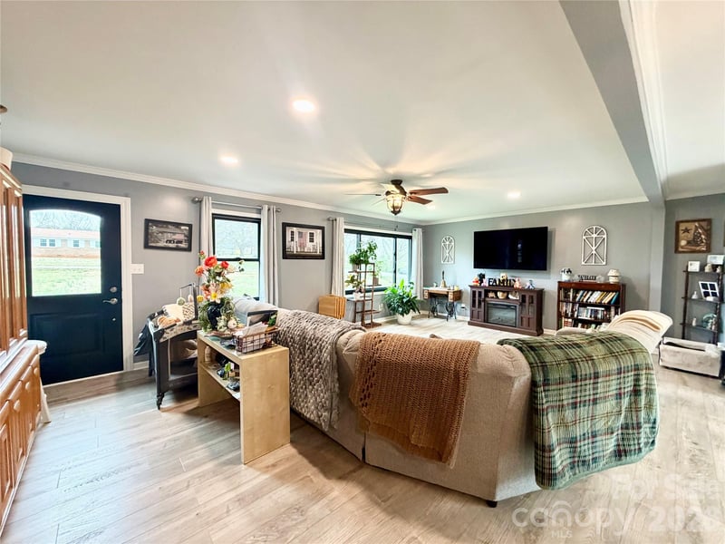 701 Cherry Ln, Shelby, NC 28150