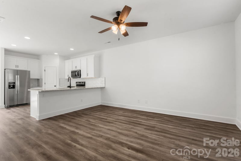 115 Indian Wells Ct, Harmony, NC 28634