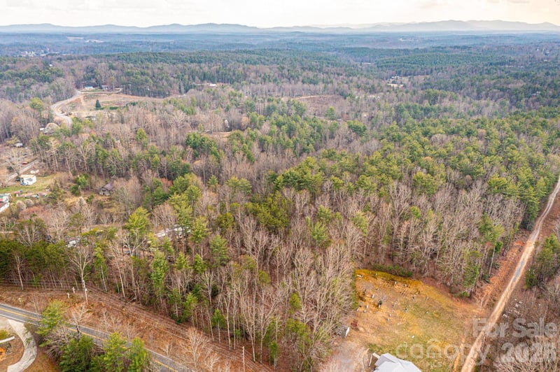 0000 Playmore Beach Rd, Lenoir, NC 28645