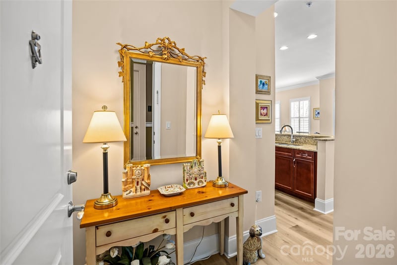 2994 Selwyn Ave, Charlotte, NC 28209