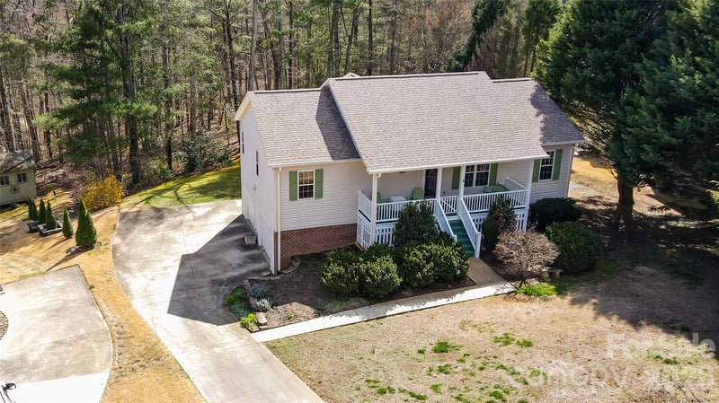 1499 Brentwood Pl, Morganton, NC 28655