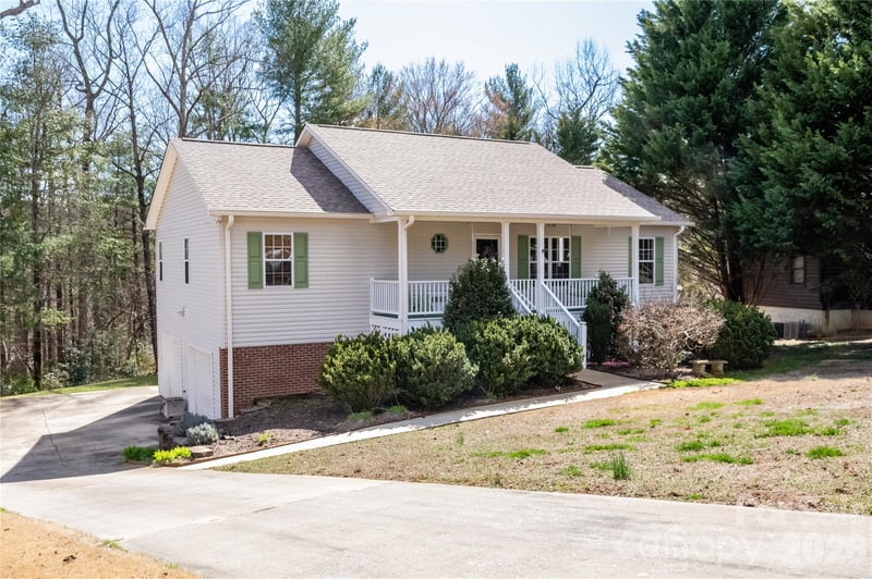 1499 Brentwood Pl, Morganton, NC 28655