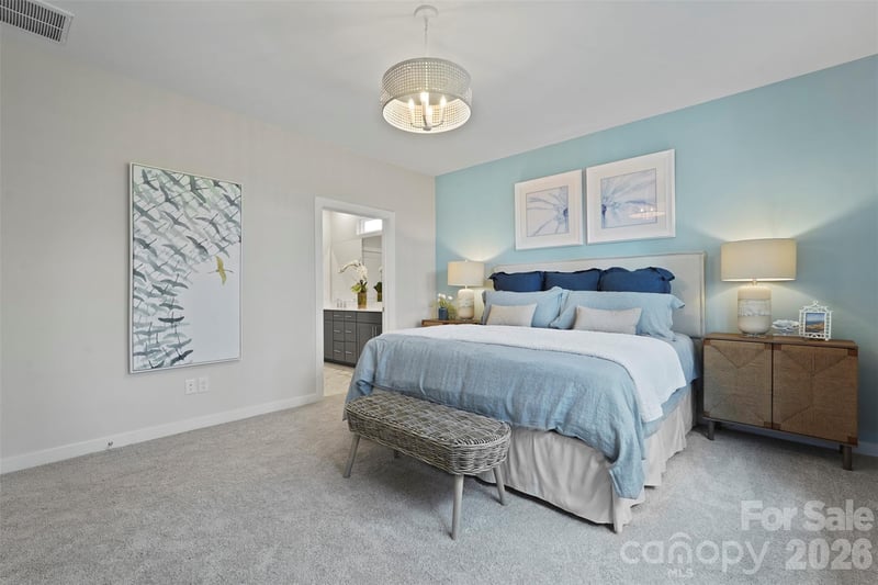 1083 Arundle Rd, Sherrills Ford, NC 28673
