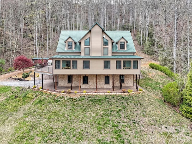 115 Fugitive Rn, Sylva, NC 28779