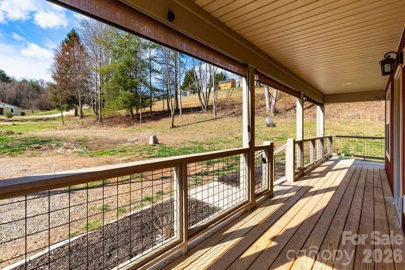 7 Ruff Rd, Leicester, NC 28748