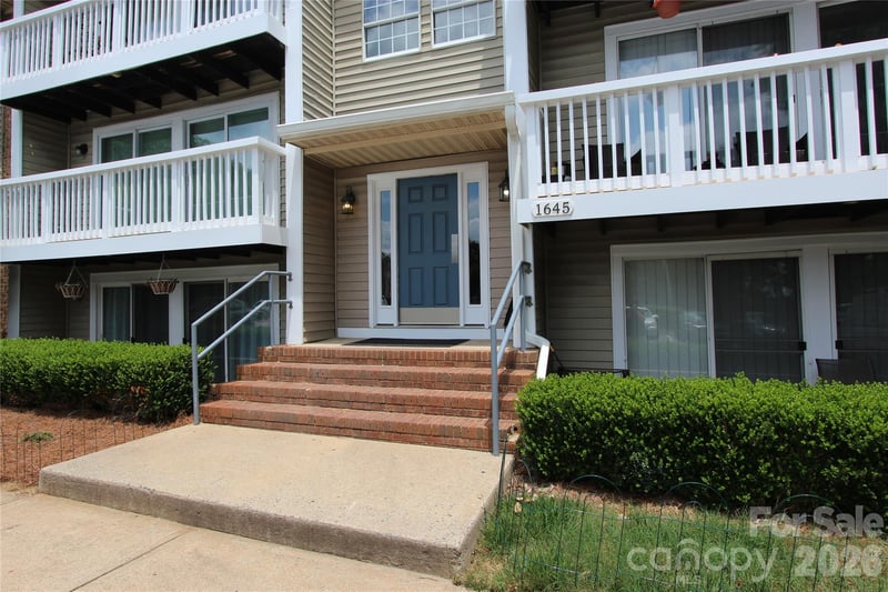 1645 Arlyn Cir #M, Charlotte, NC 28213