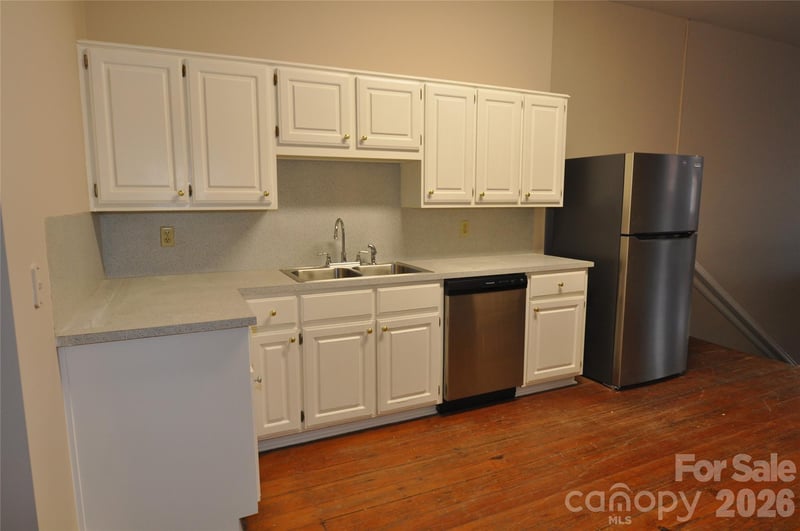 107 Gadsden St, Chester, SC 29706