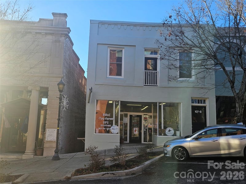 107 Gadsden St, Chester, SC 29706