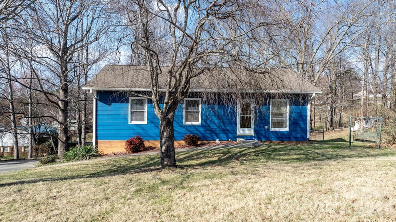 3384 Sheely Rd, Lenoir, NC 28645