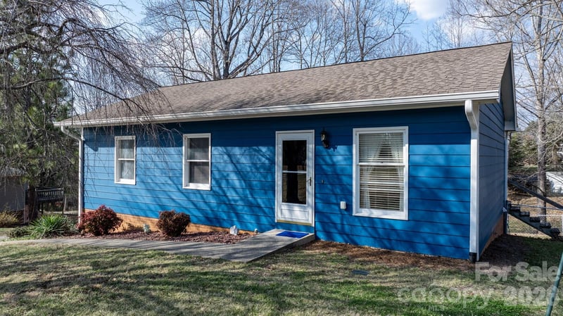 3384 Sheely Rd, Lenoir, NC 28645