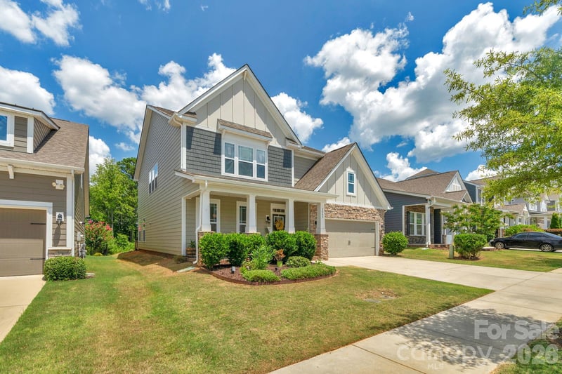 2009 Burton Point Ct, Waxhaw, NC 28173