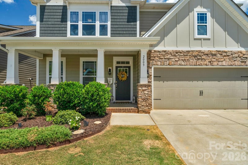 2009 Burton Point Ct, Waxhaw, NC 28173