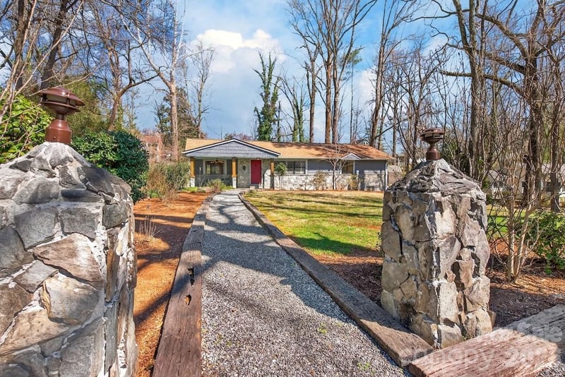 95 Whitney Ave, Tryon, NC 28782